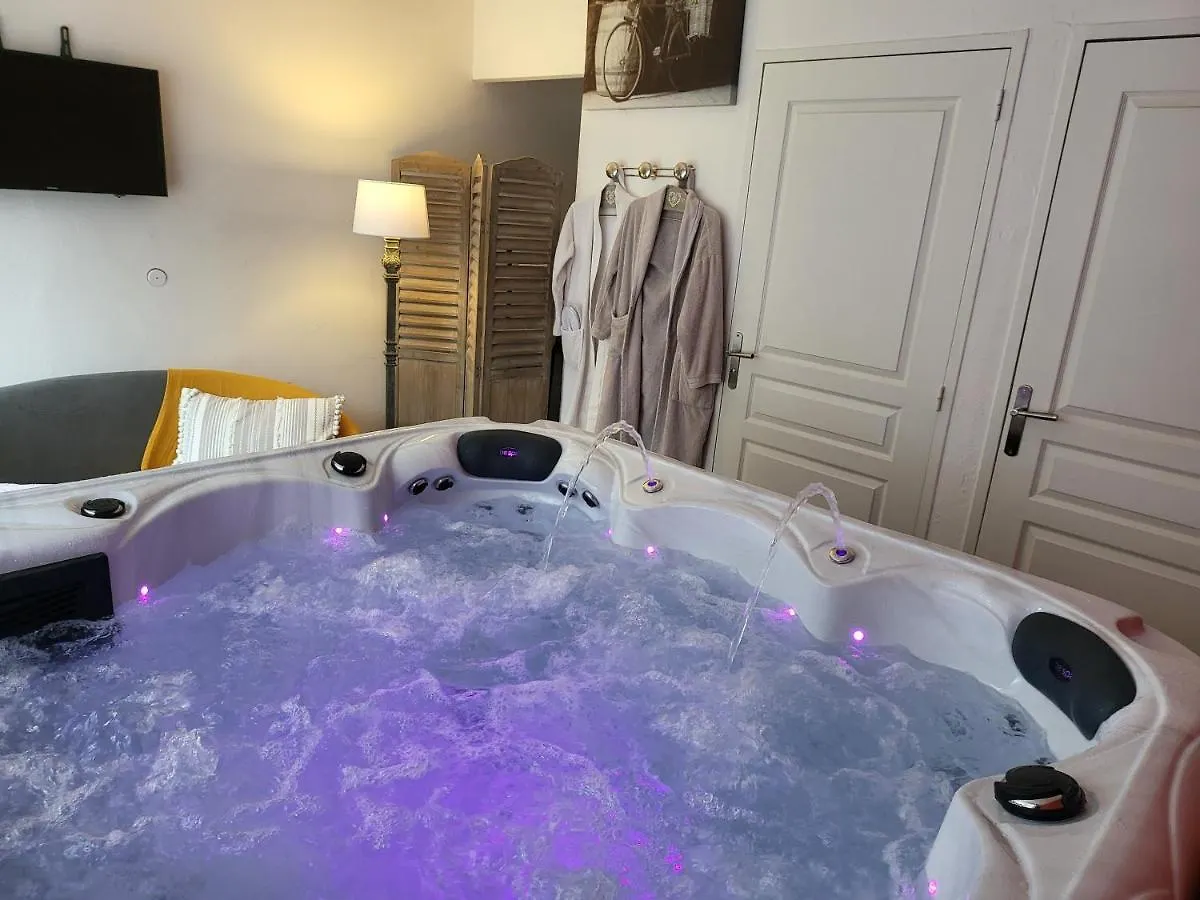 Le Domaine Des Grettes Apartment La Dominelais